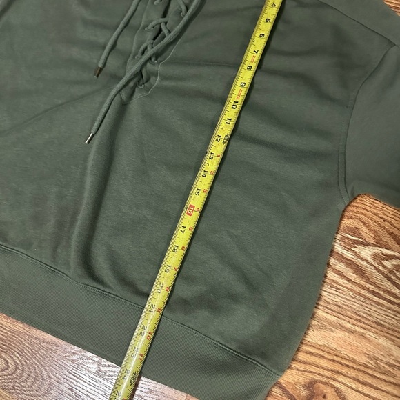 Old Navy Tie Front Pullover Sweatshirt Size XL - Picture 9 of 10